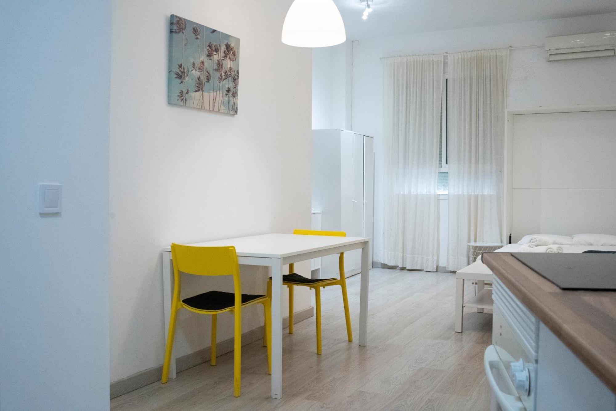 Apartamento Estupendo Estudio Al Lado De Plaza La Merced